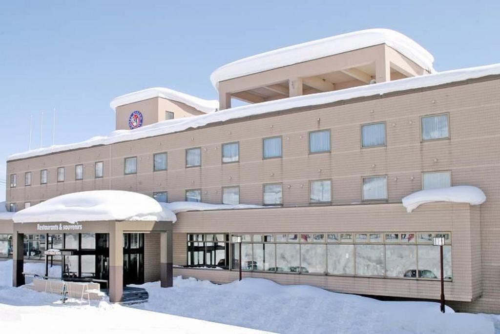 Hotel Niseko Alpen Kutchan Esterno foto