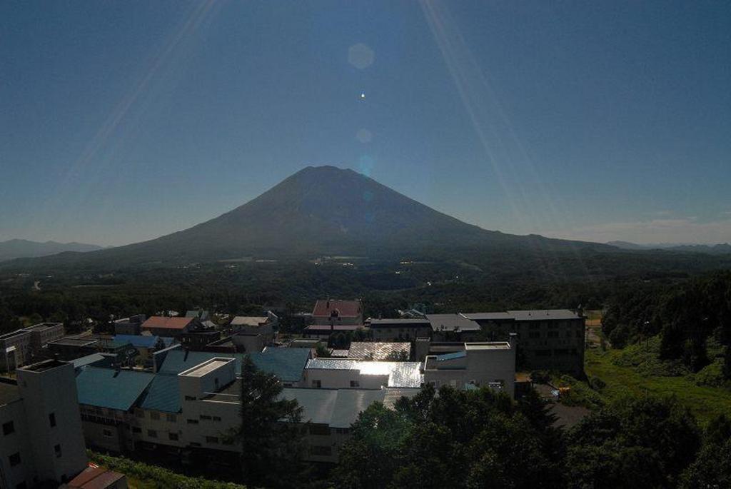 Hotel Niseko Alpen Kutchan Esterno foto