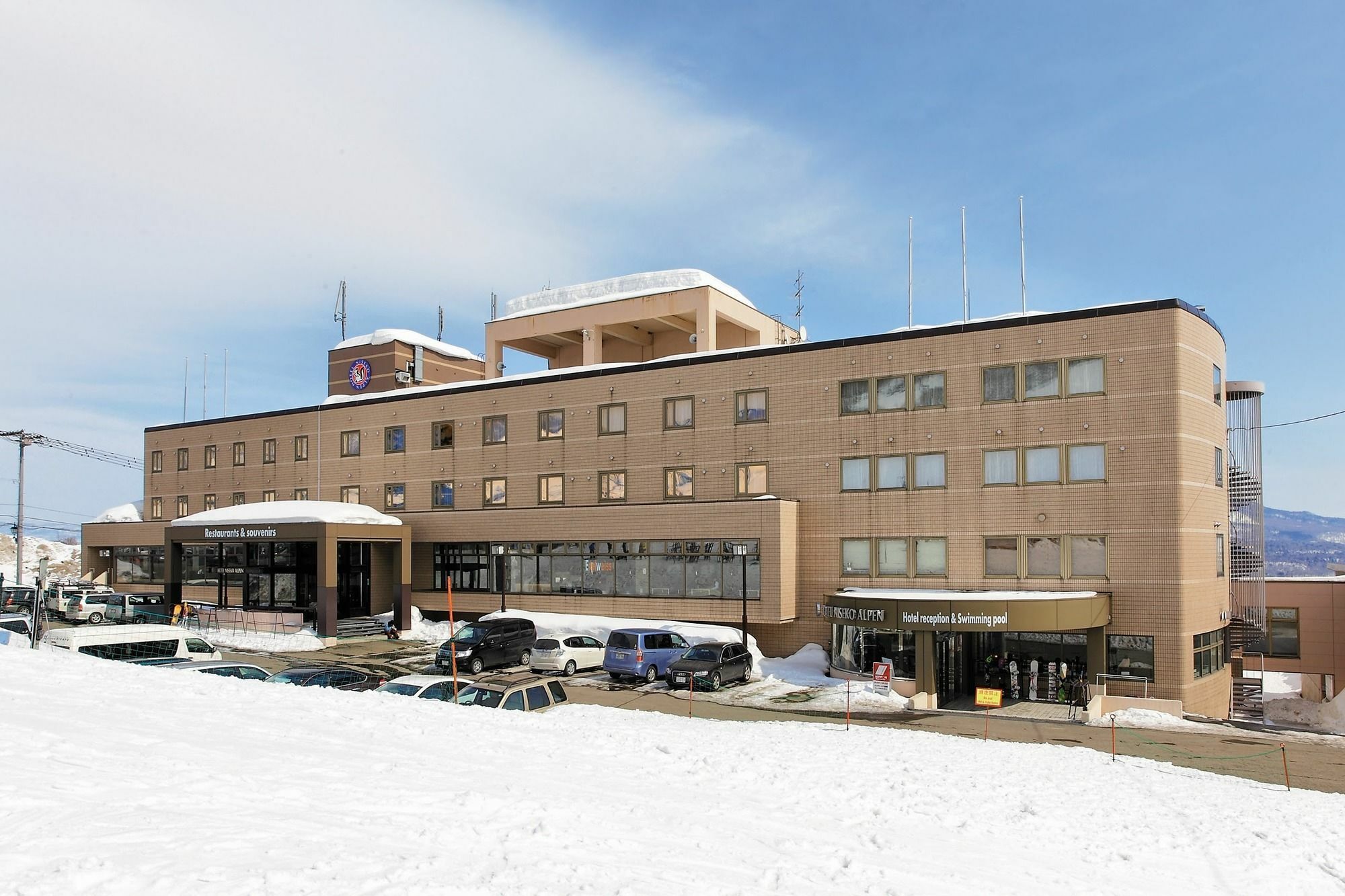 Hotel Niseko Alpen Kutchan Esterno foto